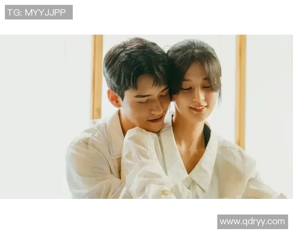 足球明星倾心追逐热巴的浪漫故事与背后不为人知的情感纠葛